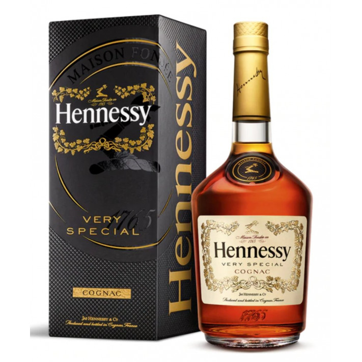 Hennessy VS Very Special Cognac 01