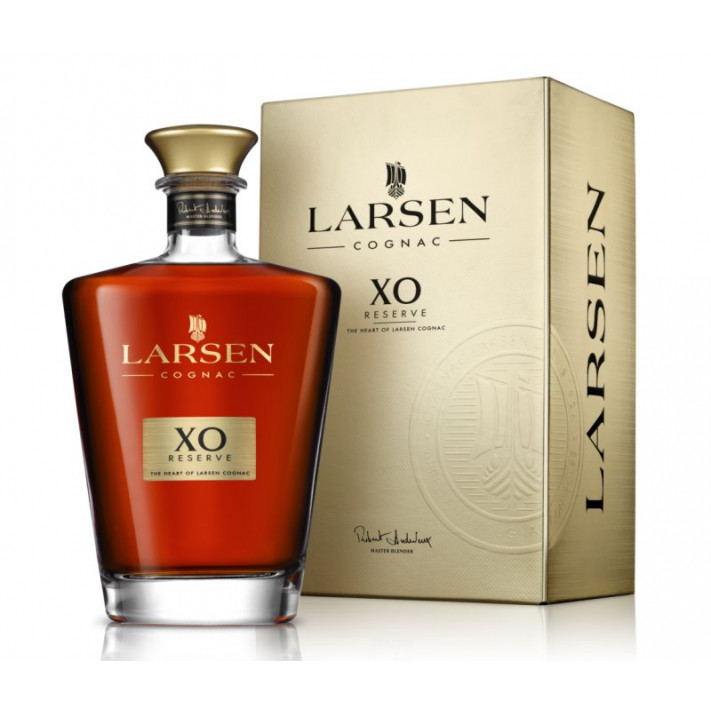 Larsen XO Reserve Cognac 01