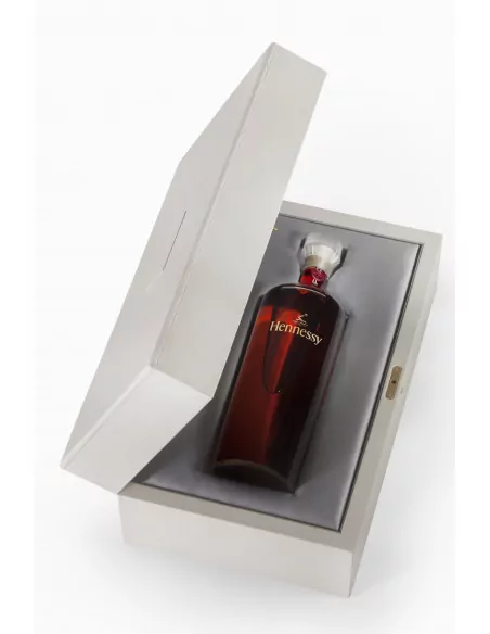 Hennessy Particuliere Limited Edition Cognac 07