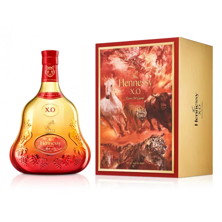 Hennessy XO Lunar New Year 2023 Limited Edition by Yan Pei-Ming 01