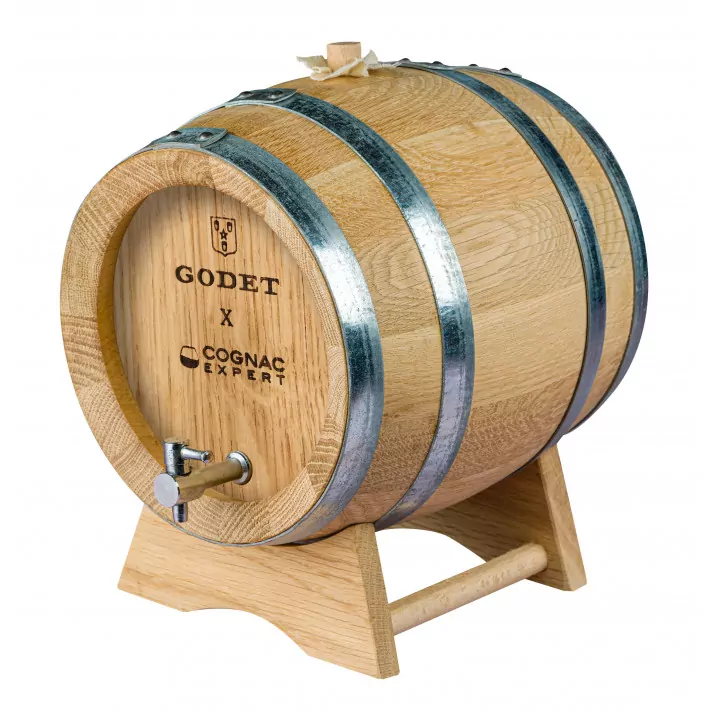 Godet Hors d'Age Cognac Oak Barrel 01