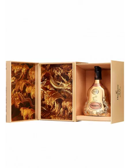 Hennessy XO Lunar New Year 2024 Limited Edition by Yang Yongliang 06