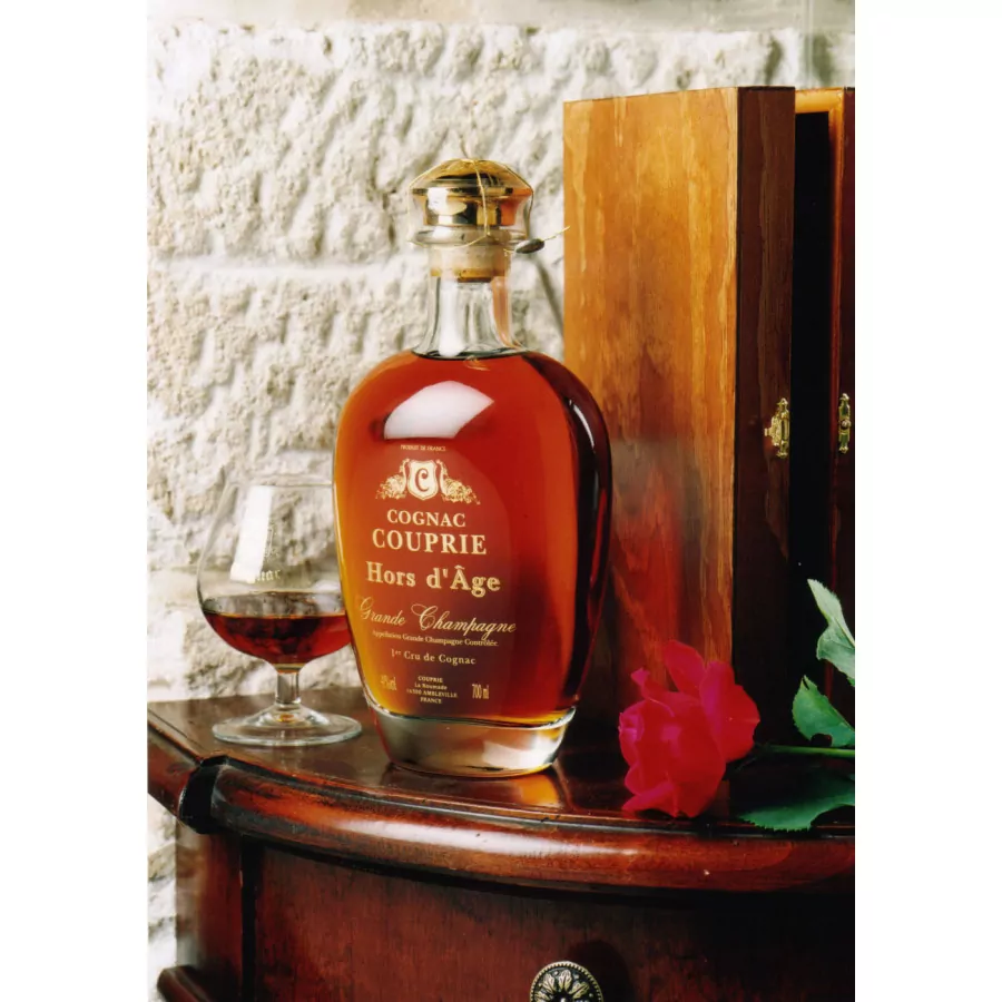 Couprie Hors d'Age karaf Cognac 01
