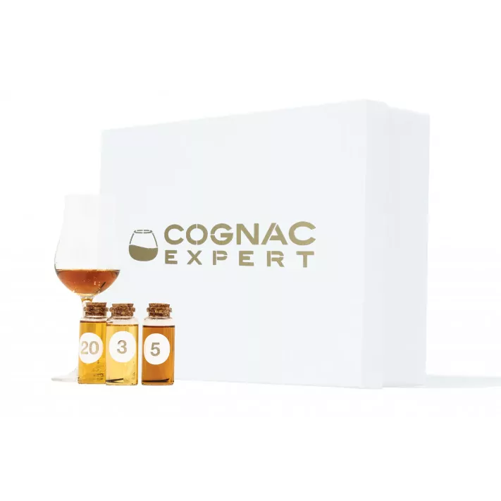 Konjaka Adventes kalendārs - ierobežots izdevums, ko izdevis Cognac Expert 01