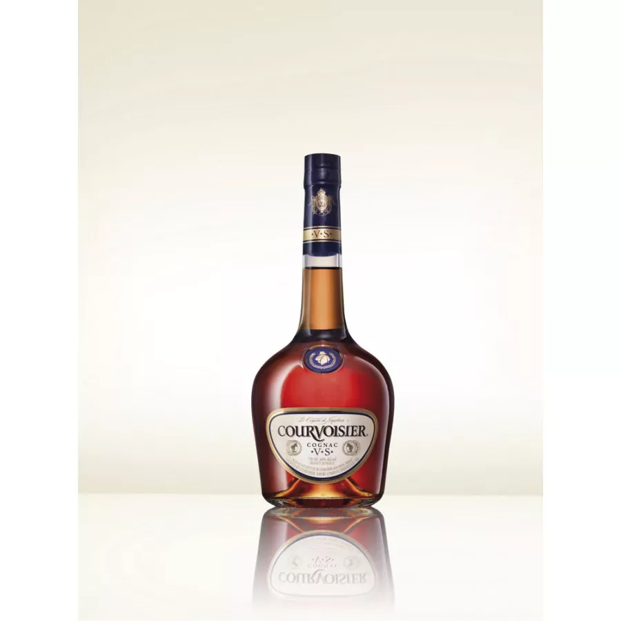 Courvoisier VS Cognac van Napoleon 01