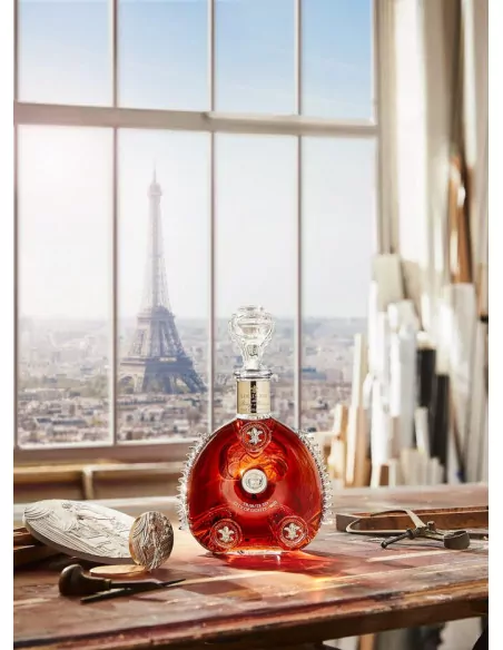 Rémy Martin Louis XIII Time Collection: 1900 konjaki: City of Lights - 1900 Cognac 08