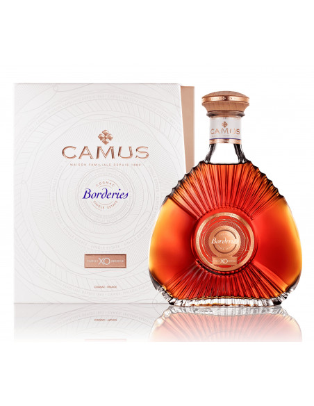 Camus XO Borderies Familie Reserve Cognac 07