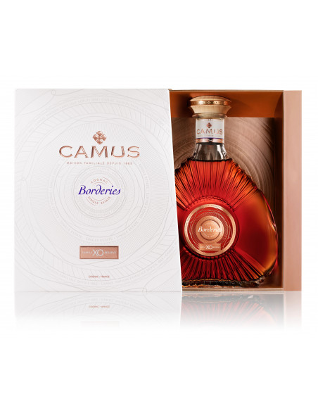 Camus XO Borderies Familie Reserve Cognac 08