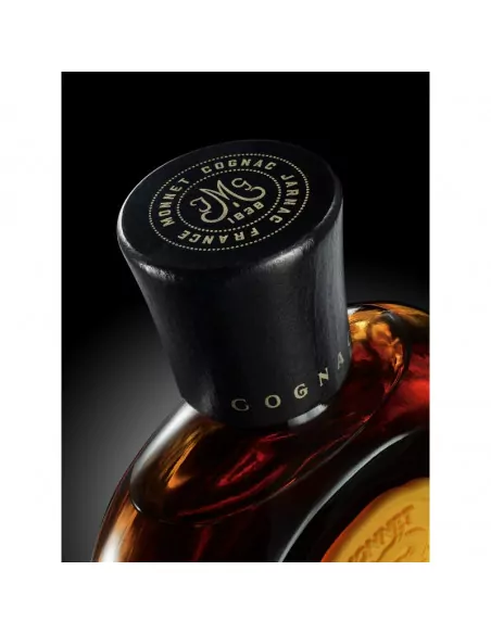 Monnet XO Flamboyant Cognac 06