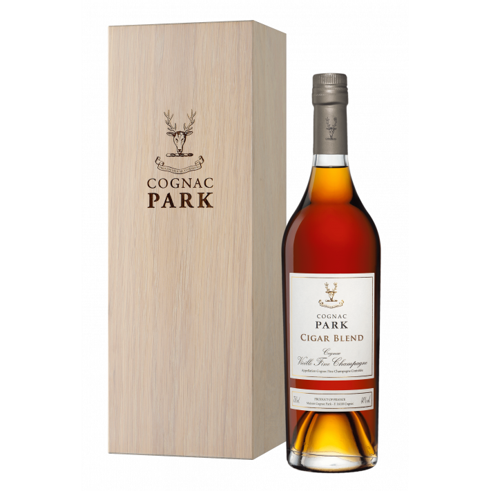 Park XO Cigar Blend Wood Box Cognac 01