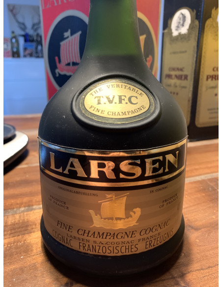 Larsen Fine Champagne Cognac 013