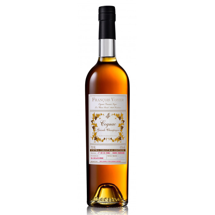 Francois Voyer Extra Cognac Limited Christmas Edition 01