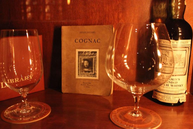 cognac Läufer 39088 scala avec couvercle 44 x 13,5 cm