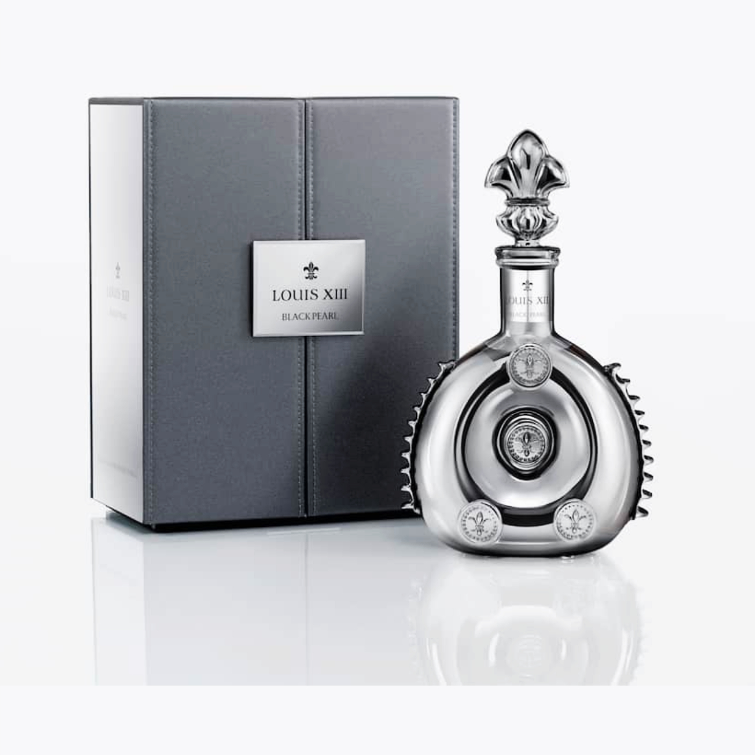 Луи 13. Remy Martin Black Pearl. Коньяк Легаси. 8. Rémy Martin Black Pearl Louis XIII — 16 000 долл..